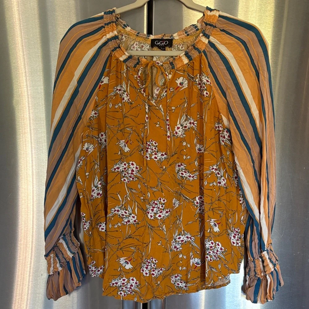 Gigio Yellow Floral Blouse with Striped Billow Sleeves - Picture 1 of 6